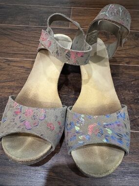 Women's Taupe Suede Ankle-Strap Sandals with Multicolor Accents